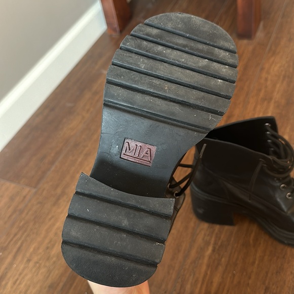 Vintage chunky black boots, 90s-2000s, Y2K - Picture 3 of 7